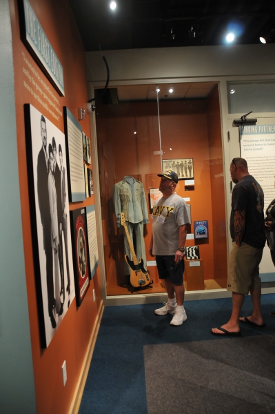 COUNTRY MUSIC HALL OF FAME 3